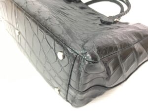 【かばん修理】クロコ型押し革鞄　擦れ、小傷ひび割れ補修、染め直し修理