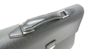 【かばん修理】Louis Vuitton ヴィトン バッグ　持ち手交換、ポケット張り替え修理