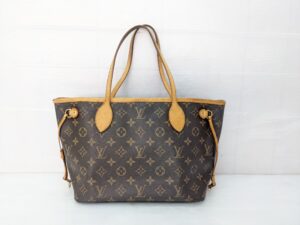 【かばん修理】Louis Vuittonバッグ 持ち手、ヘリ巻き革交換