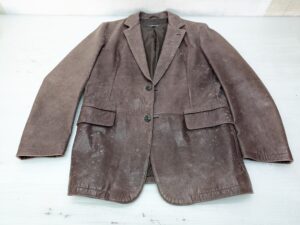 レザージャケット｜カビ染みクリーニング、色褪せ、擦れ傷補修、染め直し修理